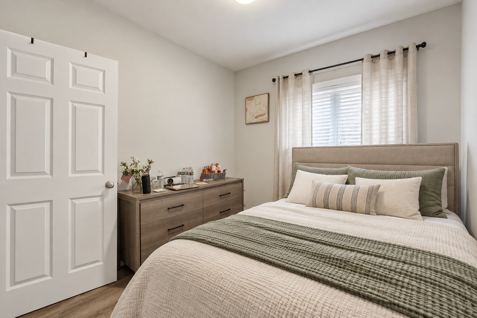148 Walnut Street: bedroom
